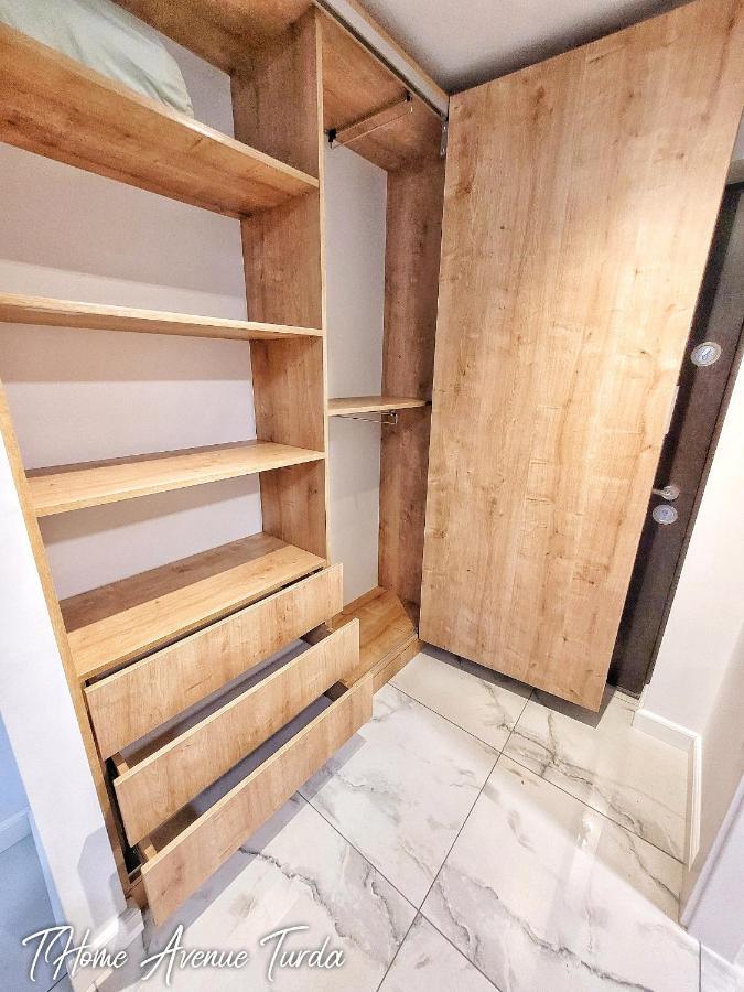 Thome Salt Avenue Torda Kültér fotó